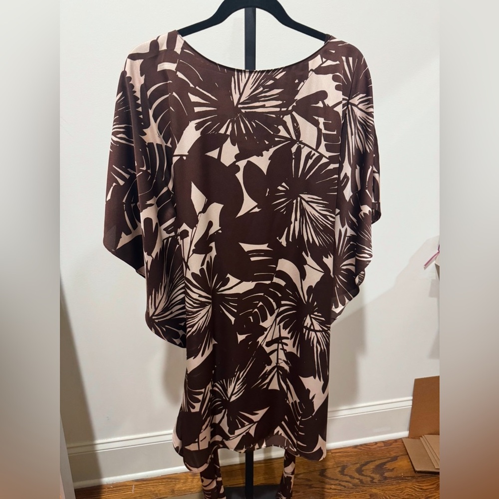 Trina Turk Paradise Mini Dress in Brown Tropical Print size Medium - Picture 3 of 8